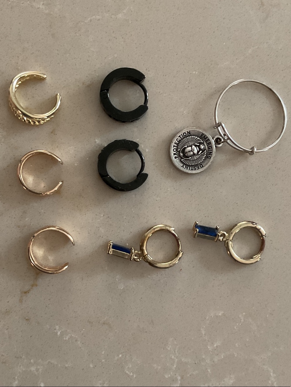 Mixed Fashion Earrings & Ear Cuffs Bundle – cuffs, earring and flexible ring